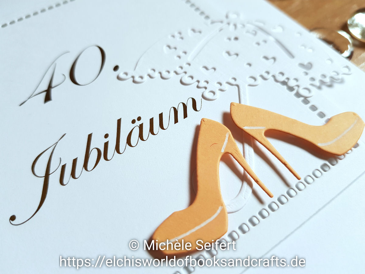 40 Jubilaeum extravagant - Memory Box - Plattform Pumps - Magnolia Doohickey - Lovely Umbrella - Spellbinders - Hemsticht Squares - Minc - Karte