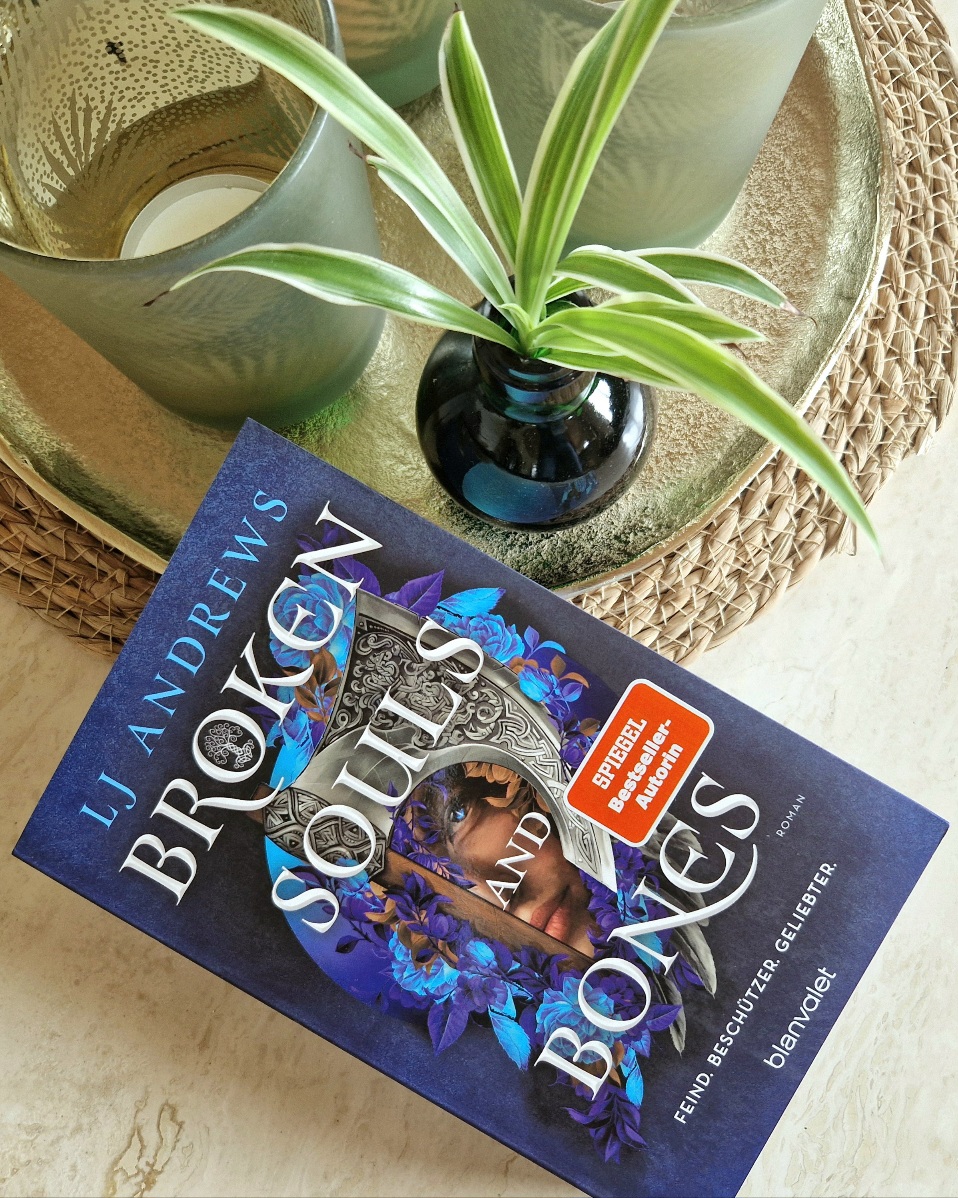 Buchfoto - Broken Souls and Bones - Feind Beschützer Geliebter - LJ Andrews - Insta - verkleinert