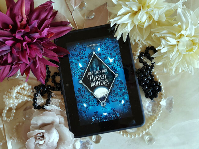 Buchfoto – Das Lied des Herbstmondes – Christina Löw – Märchenspinnerei – ebook – 1000