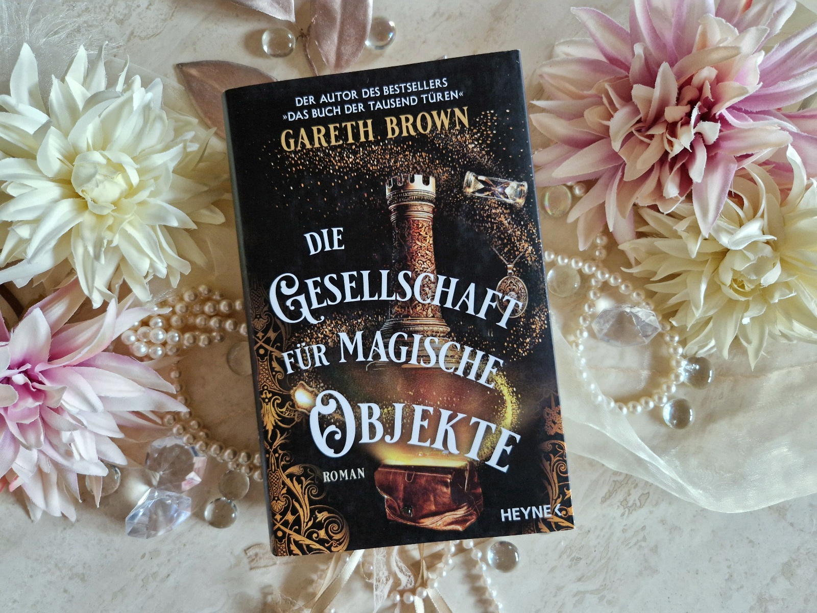 Buchfoto - Die Gesellschaft für magische Objekte - Gareth Brown - verkleinert