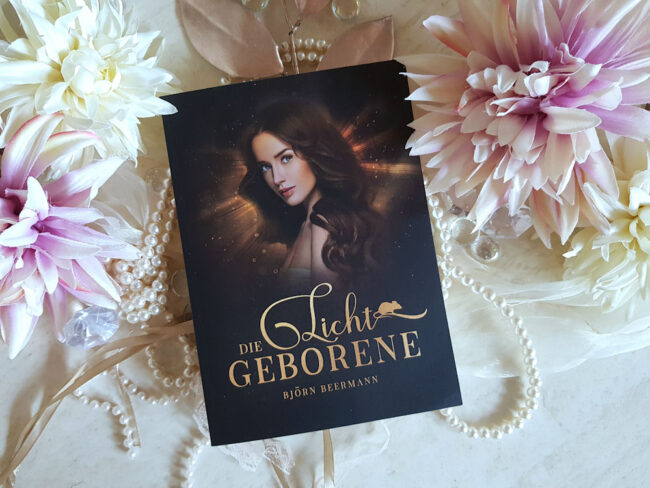 Buchfoto – Die Lichtgeborene – Björn Beermann – 1000