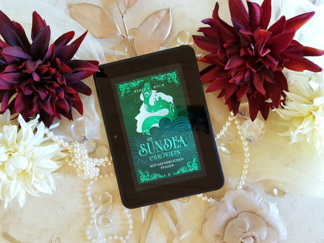 Buchfoto – Die Sundea Chroniken 2 – Auf gefährlichen Pfaden – Finja C Buck – ebook – 1000