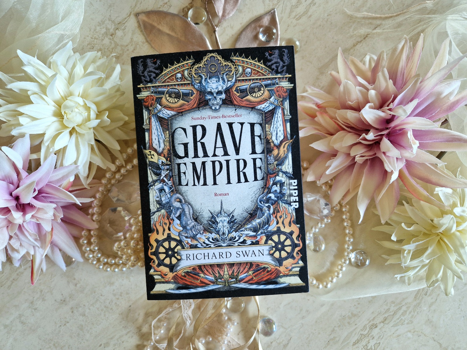 Buchfoto - Grave Empire - Richard Swan - bearbeitet - verkleinert