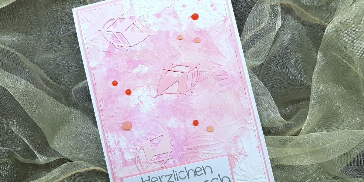 Faltkarten – Pinker Herbst – Wasserzeichen 1 – 1200 Pixel Simply Graphic - feuilles asymétriques - Gummiapan - Faltkarten.com - struktur rosa - babypink - Distress Oxide - Herbst - Geburtstagskarte