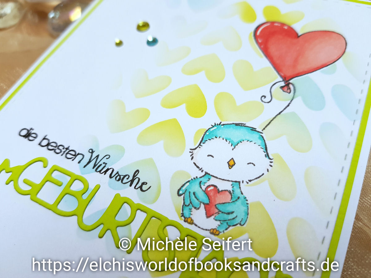 My Favorite Things - MFT - Kissing Booth - Birdie - Vogel - Stencil - Full of Heart - Distress Oxide - twisted citron - tumbled glass - Copics - Charlie und Paulchen - zum Geburtstag - Create A Smile - Geburtstagskarte