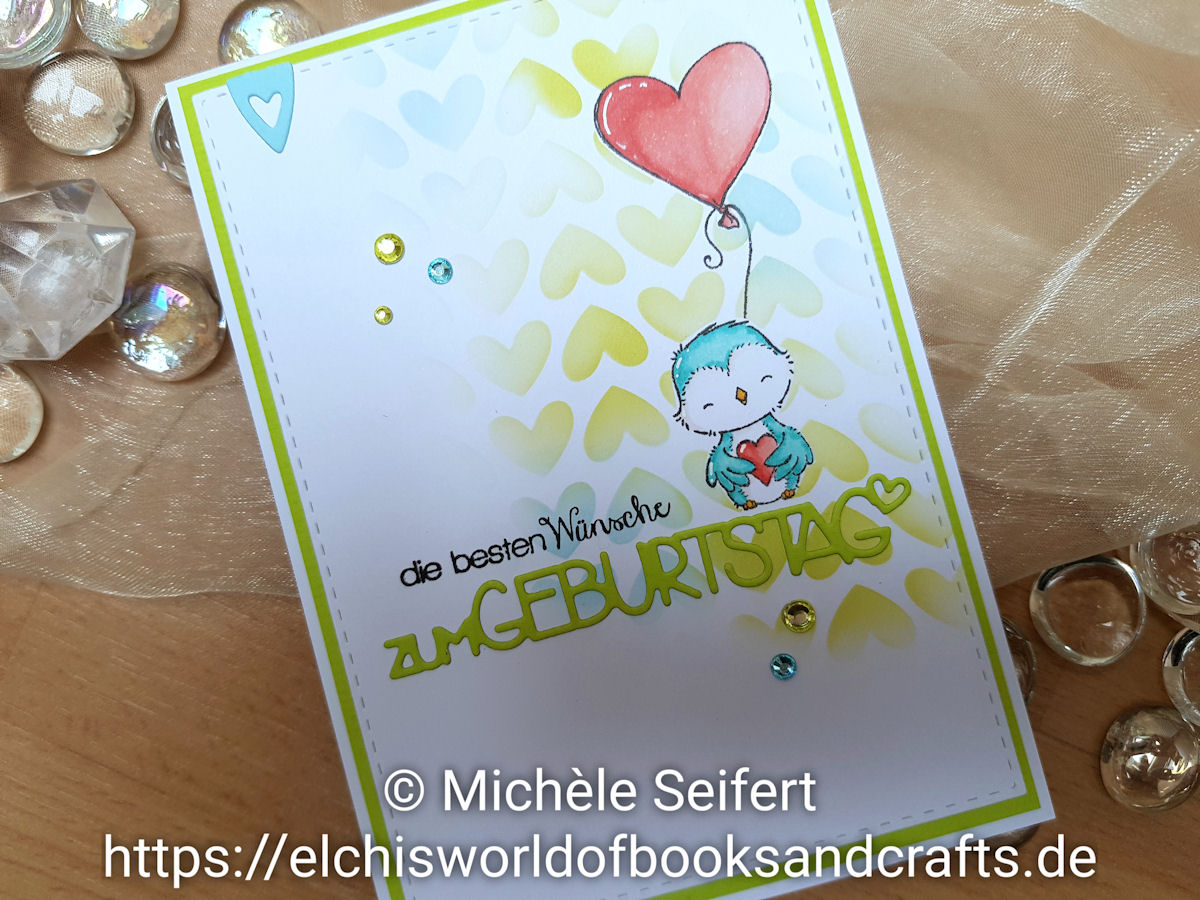 My Favorite Things - MFT - Kissing Booth - Birdie - Vogel - Stencil - Full of Heart - Distress Oxide - twisted citron - tumbled glass - Copics - Charlie und Paulchen - zum Geburtstag - Create A Smile - Geburtstagskarte