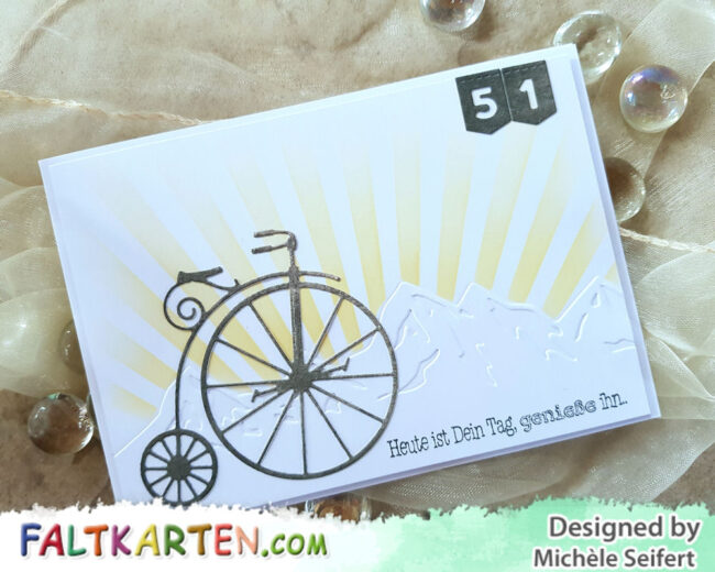 Radtour Thomas – Wasserzeichen 1 – 1000 Memory Box - Vintage Bicycle - MFT - Ray of Light - Alexandra Renke - Berglandschaft - Geburtstagskarte - Birthdaycard - Männer - Radtour